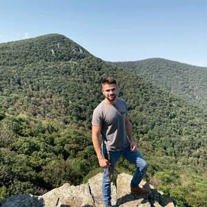 Meet your Posher, Alex